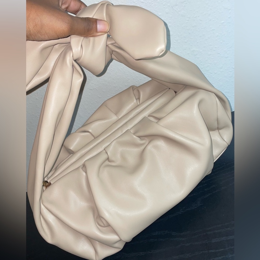 Beige Knot Purse